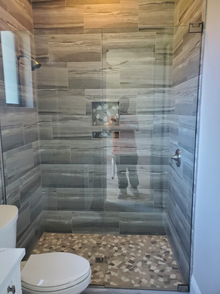 Grey Veined Marble Enclosure