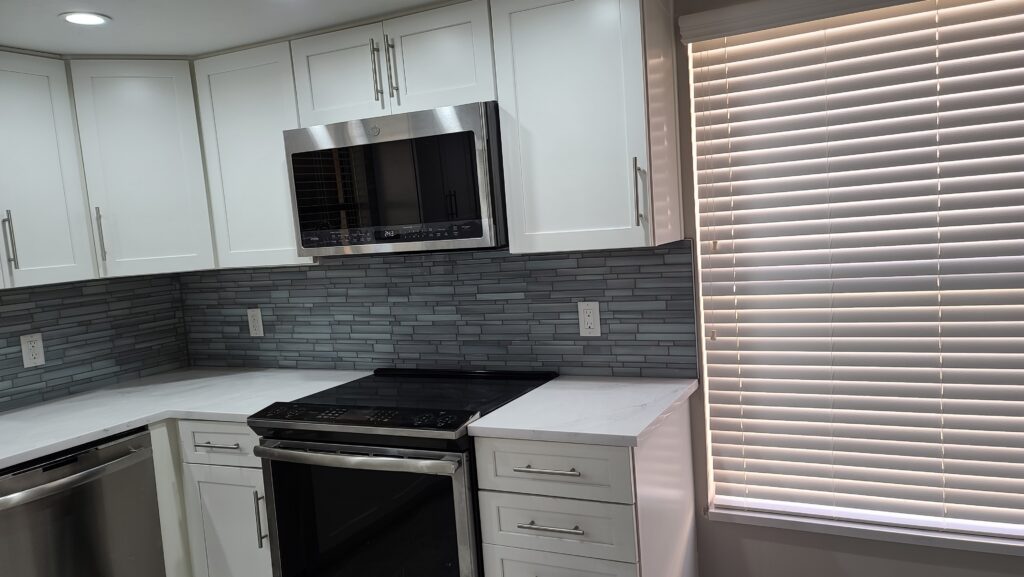 Bold Charcoal Stacked-Stone Backsplash