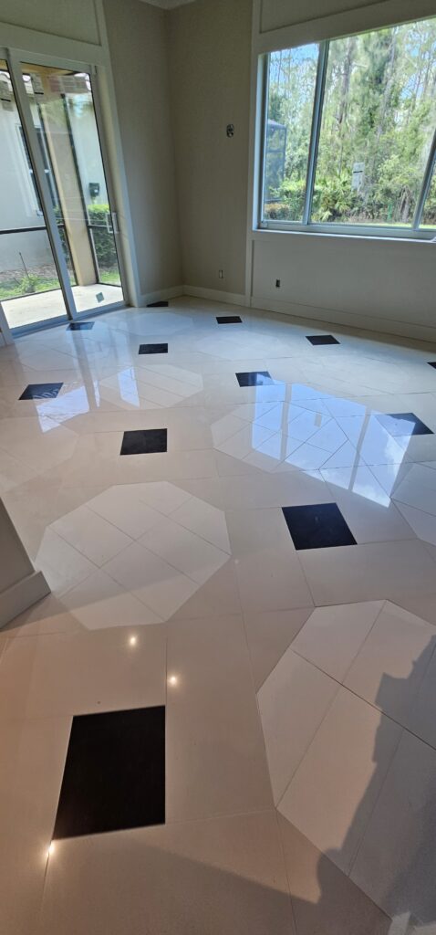 High-Gloss Diamond Pattern Floor